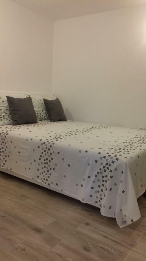 שיבניק Apartment Ban מראה חיצוני תמונה