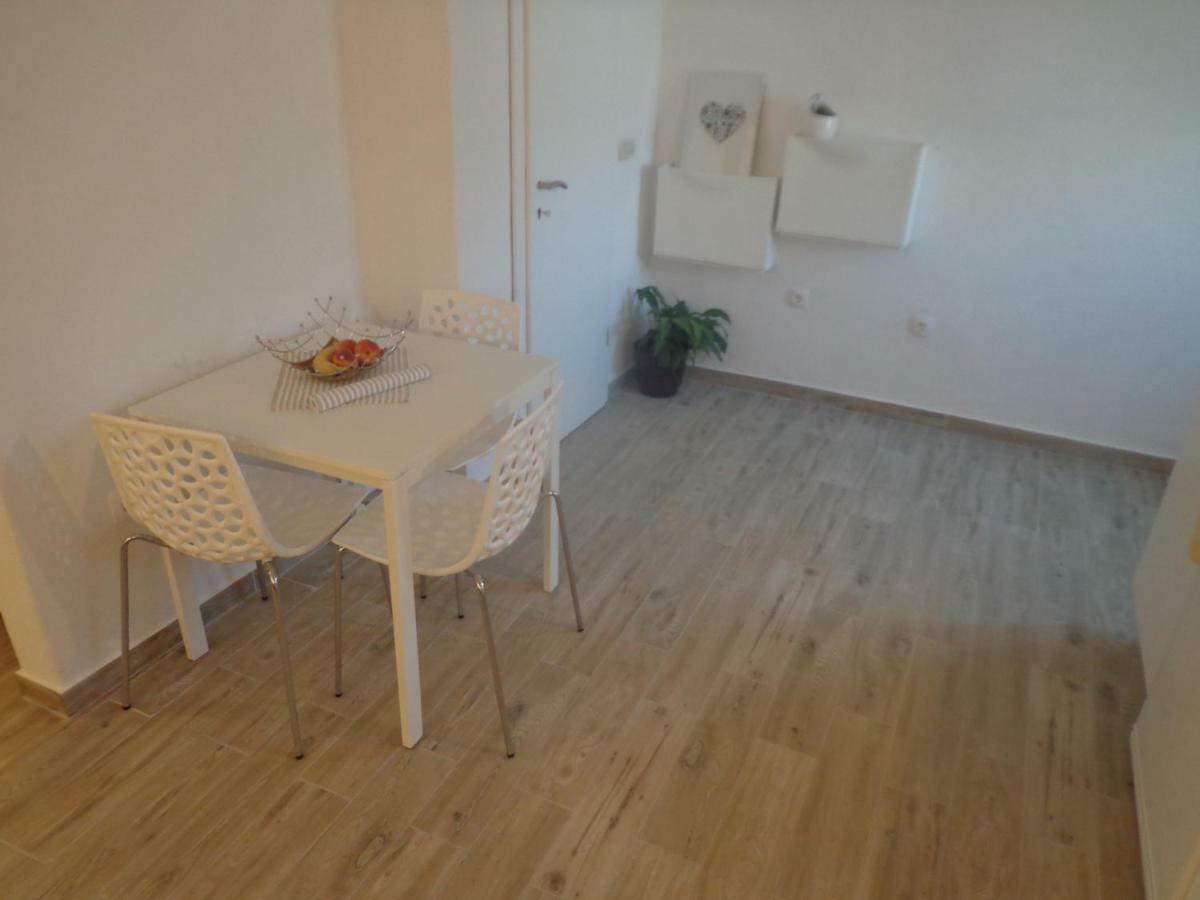 שיבניק Apartment Ban מראה חיצוני תמונה